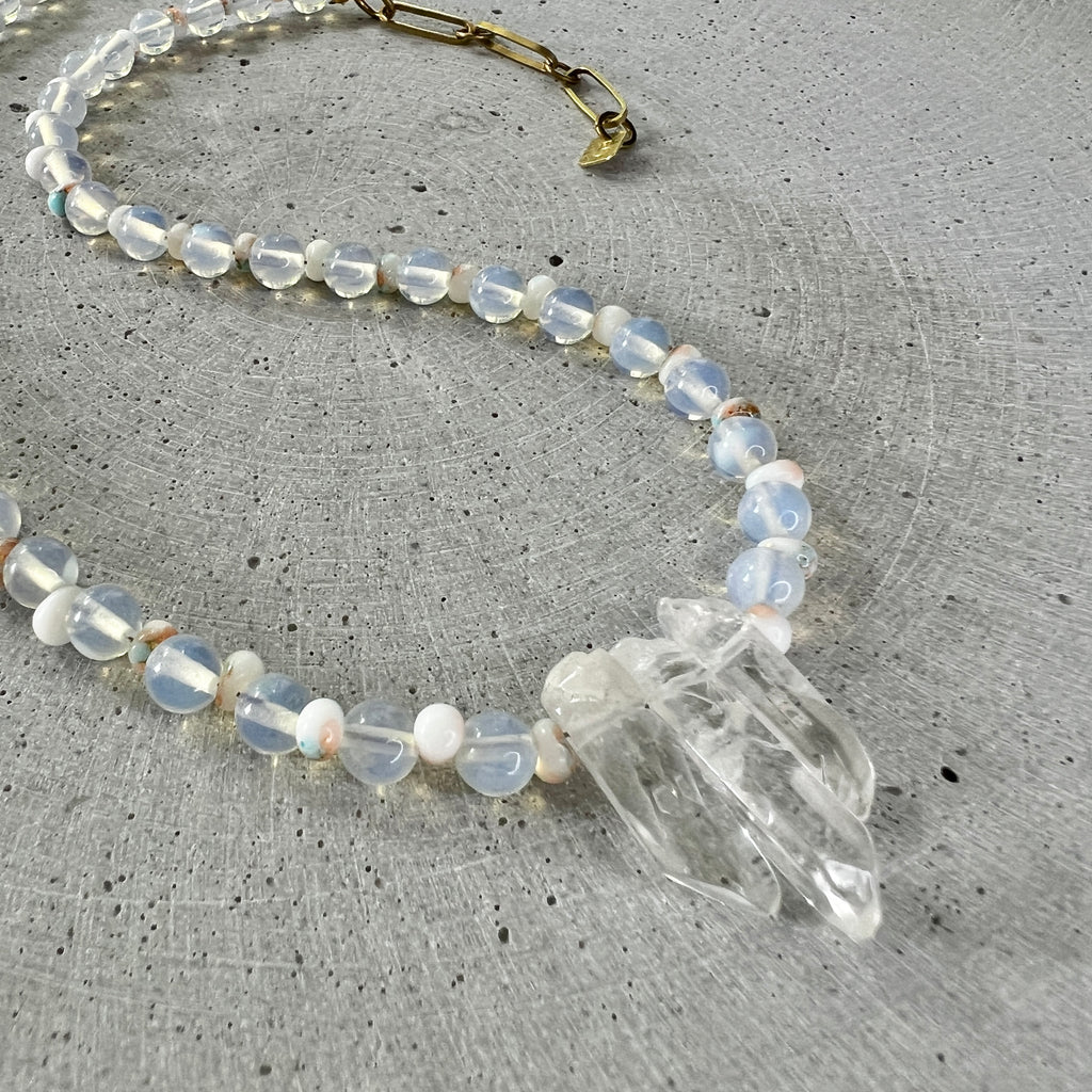 Bergkristall und Opalit Collier - Halskette - Gudbling