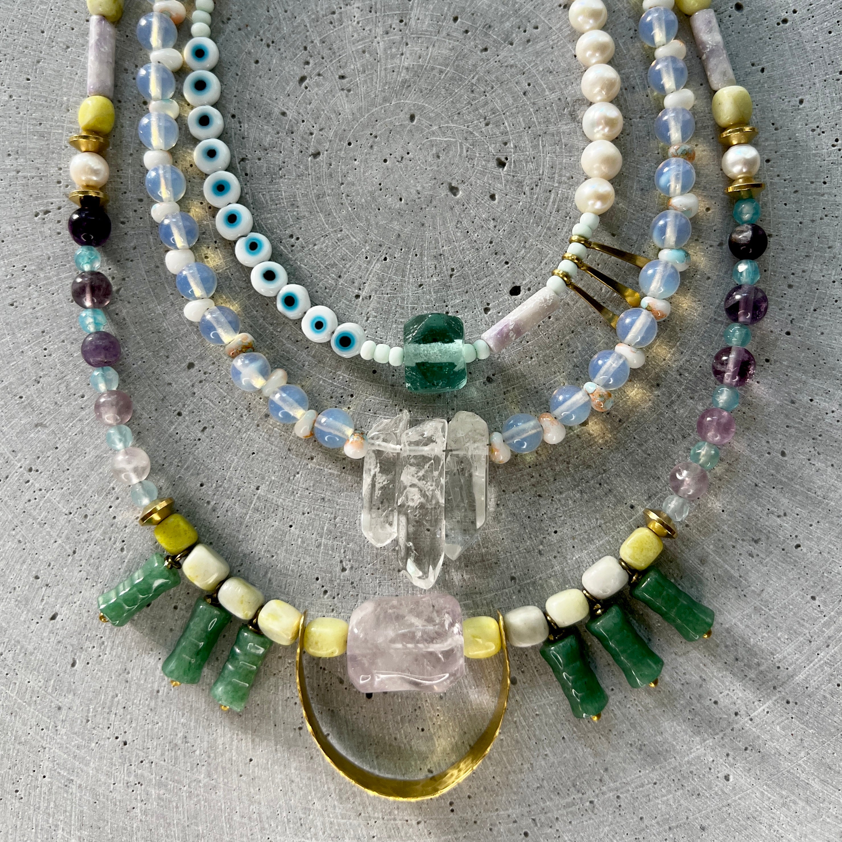 Bergkristall und Opalit Collier - Halskette - Gudbling