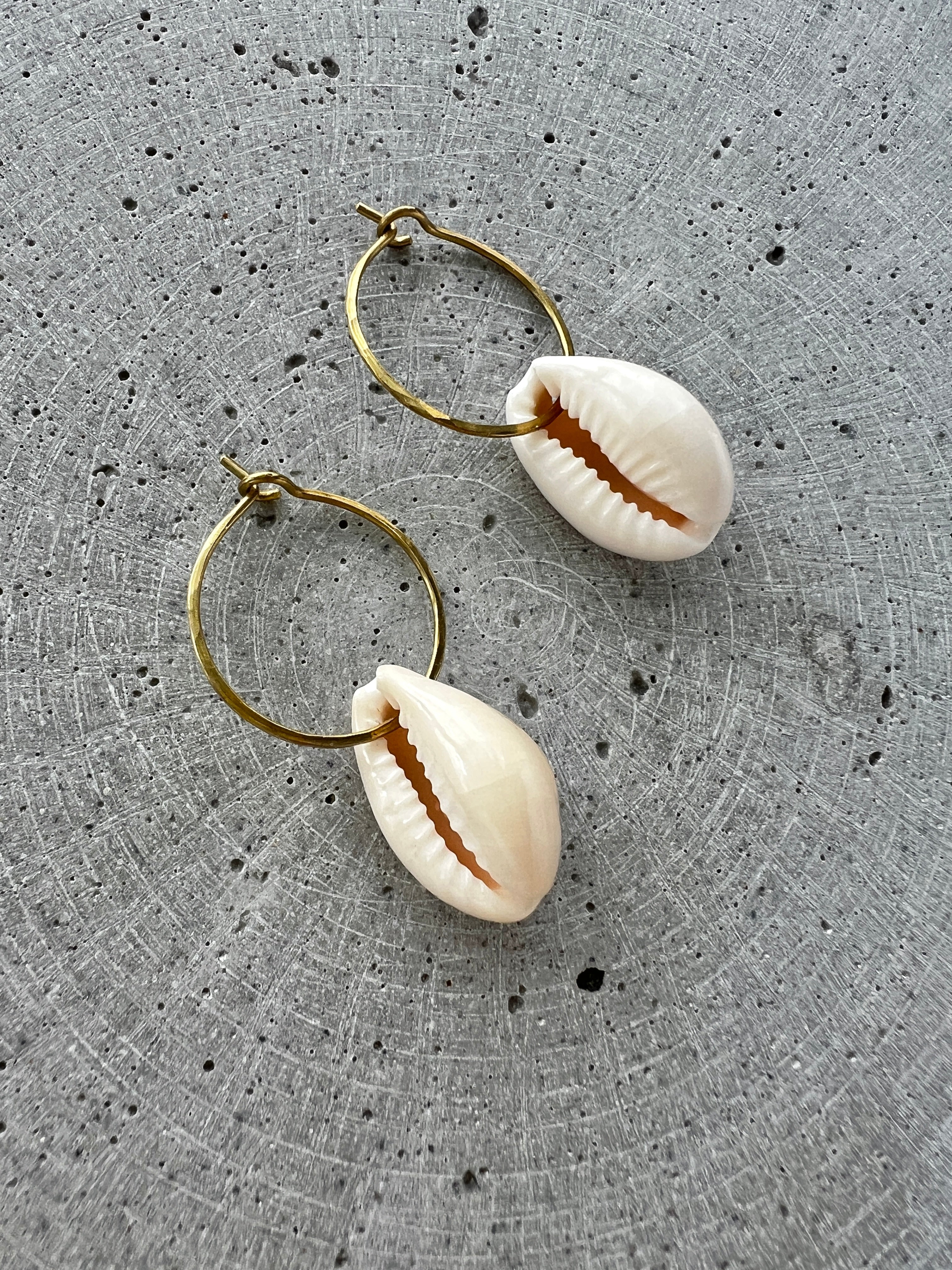 Cowrie Muschel Creole - Ohrring - Gudbling