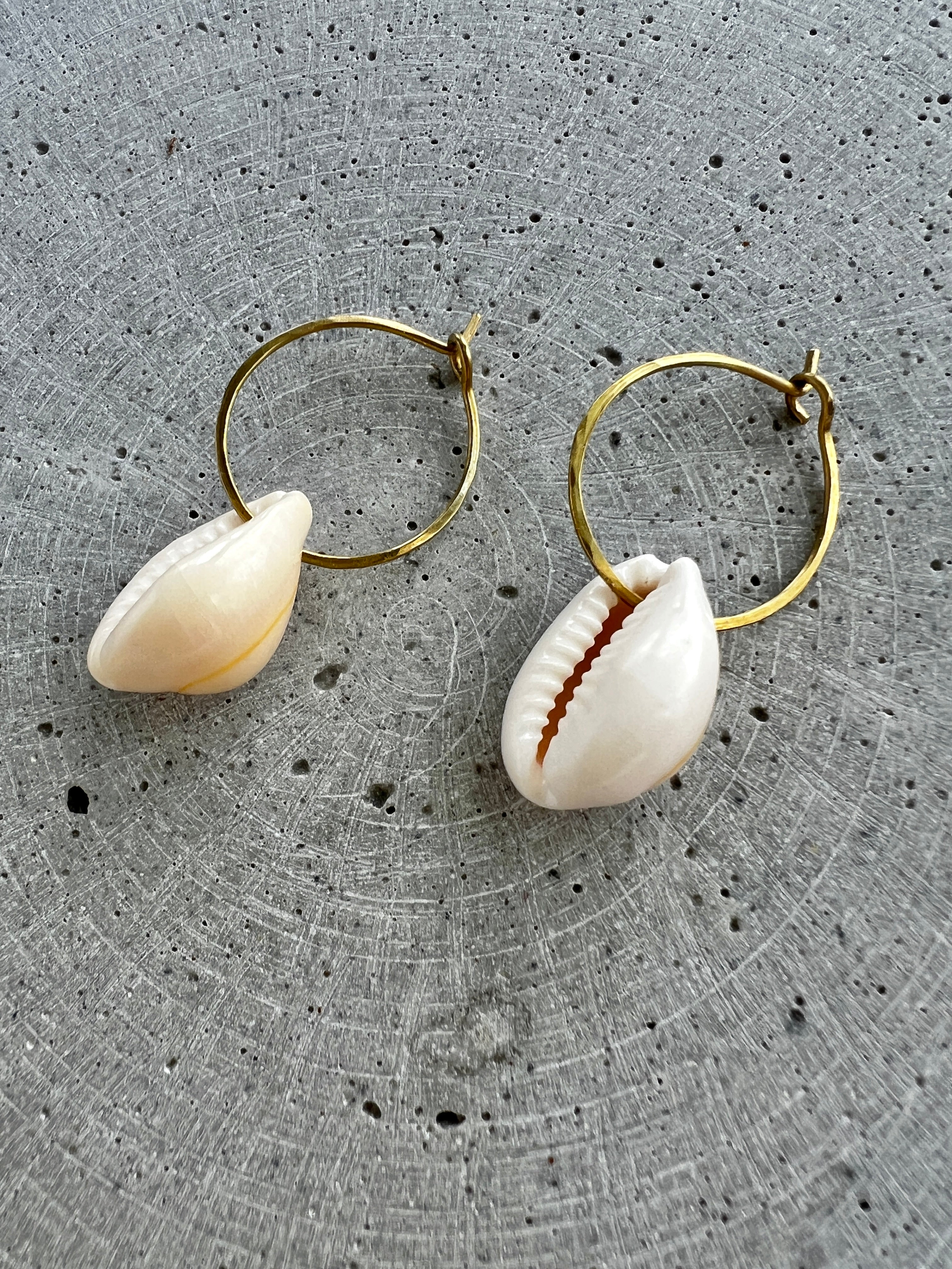 Cowrie Muschel Creole - Ohrring - Gudbling