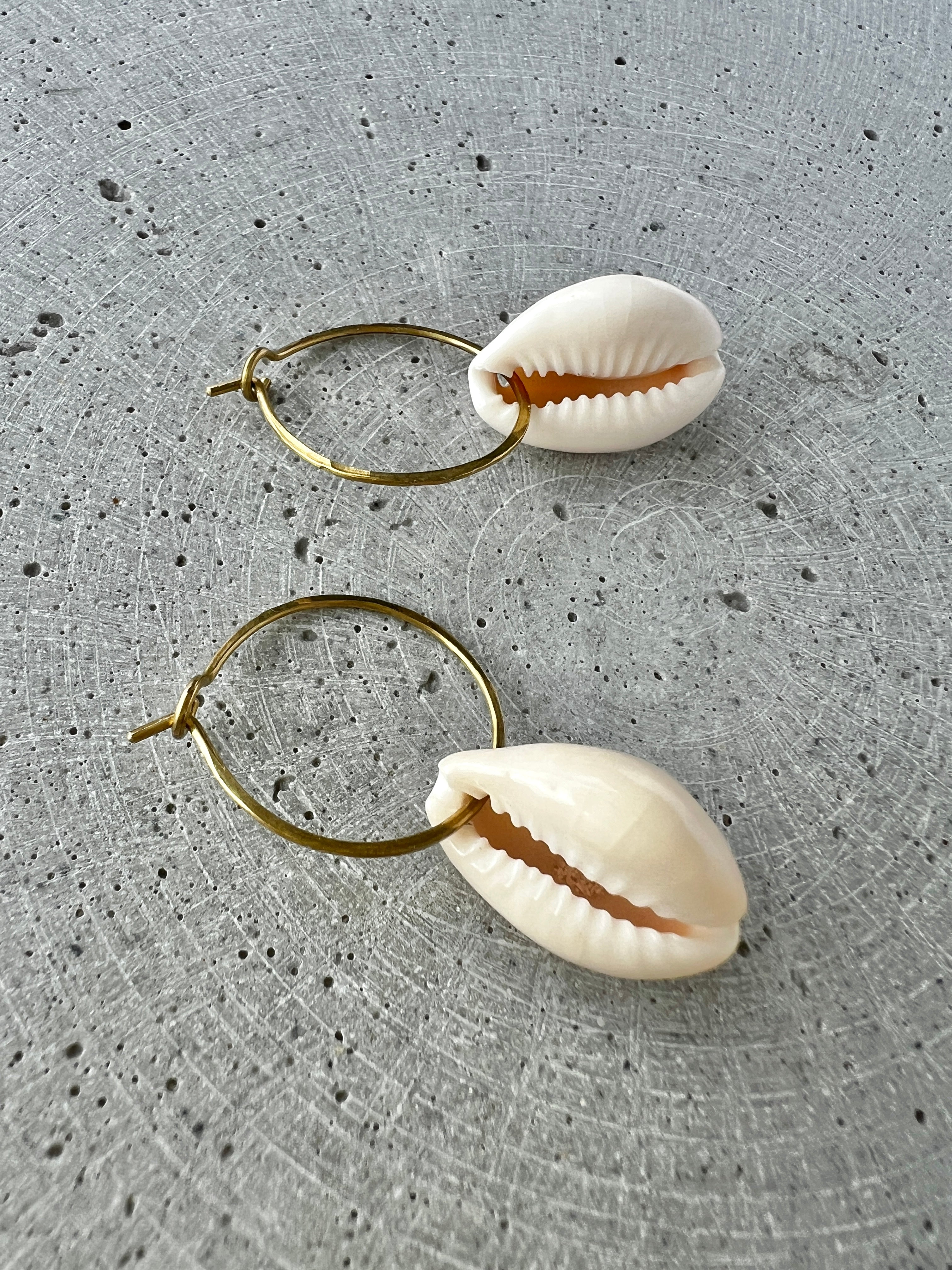 Cowrie Muschel Creole - Ohrring - Gudbling