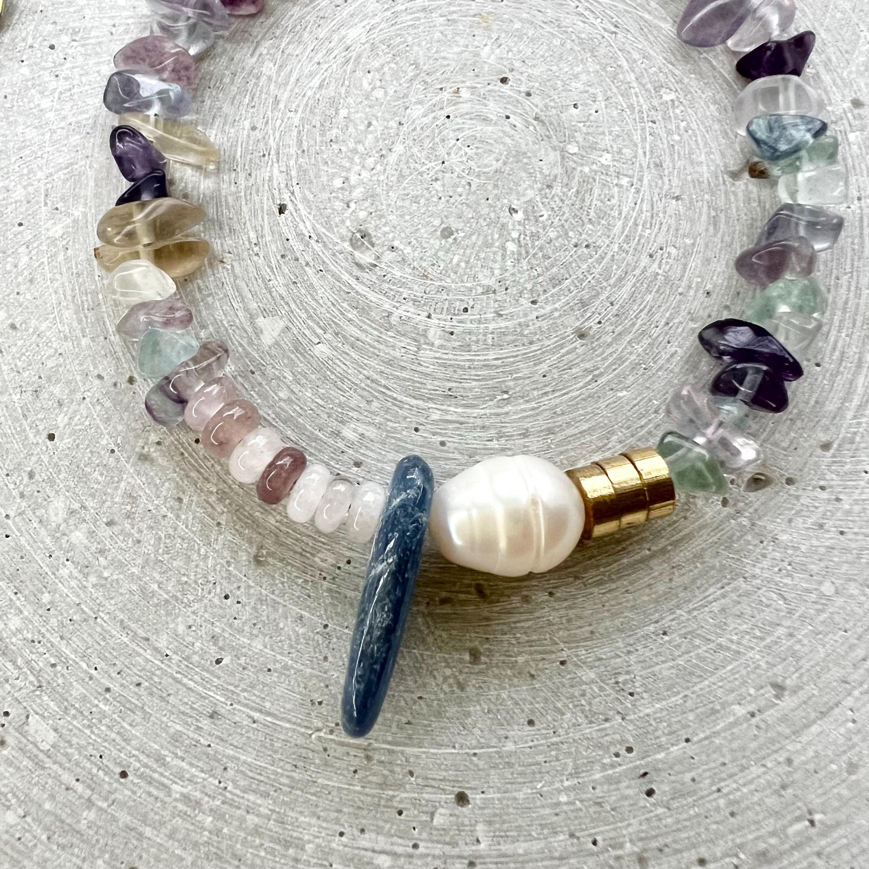 Fluorit Armband mit Süßwasserperle und Kyanit - Schmuck - Gudbling