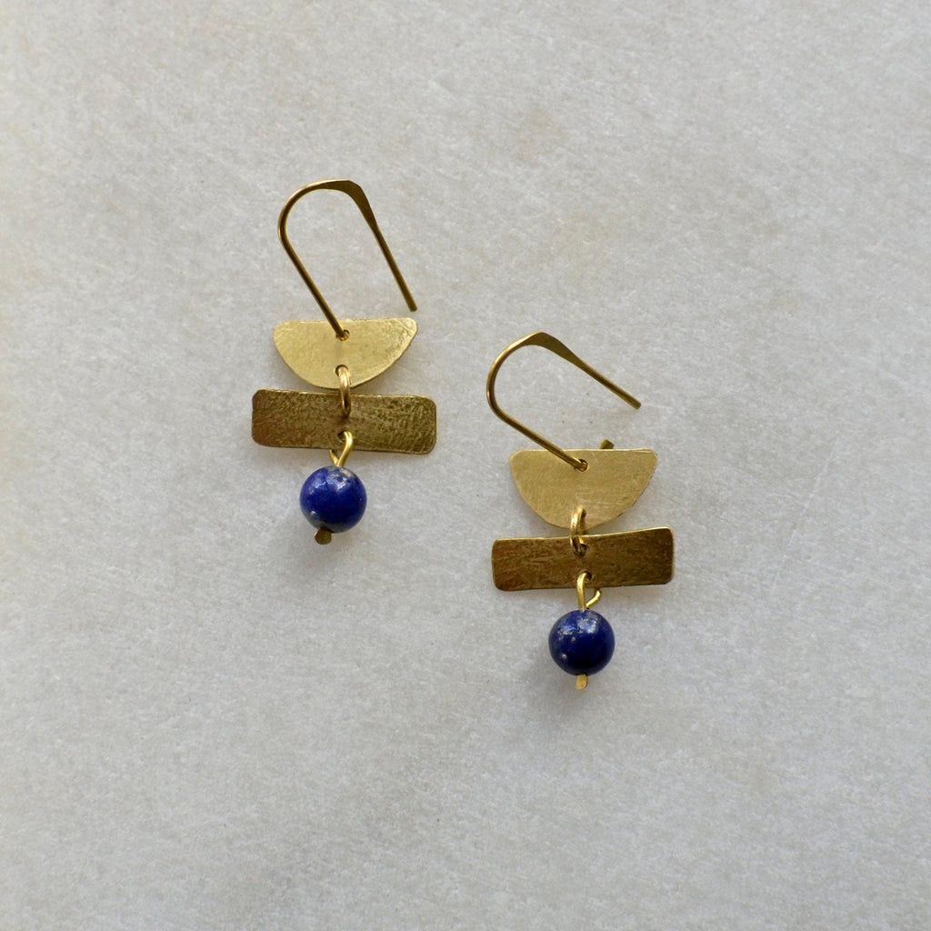 Geometrische Hängeohrringe mit Lapislazuli - Ohrring - Gudbling