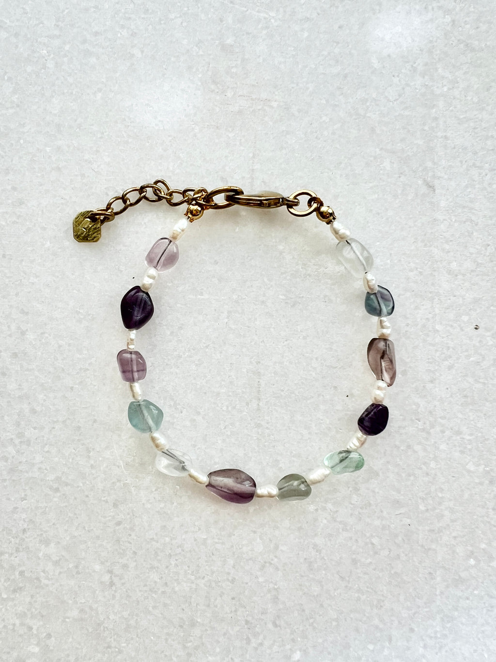 Fluorit und Süßwasserperlen Armband