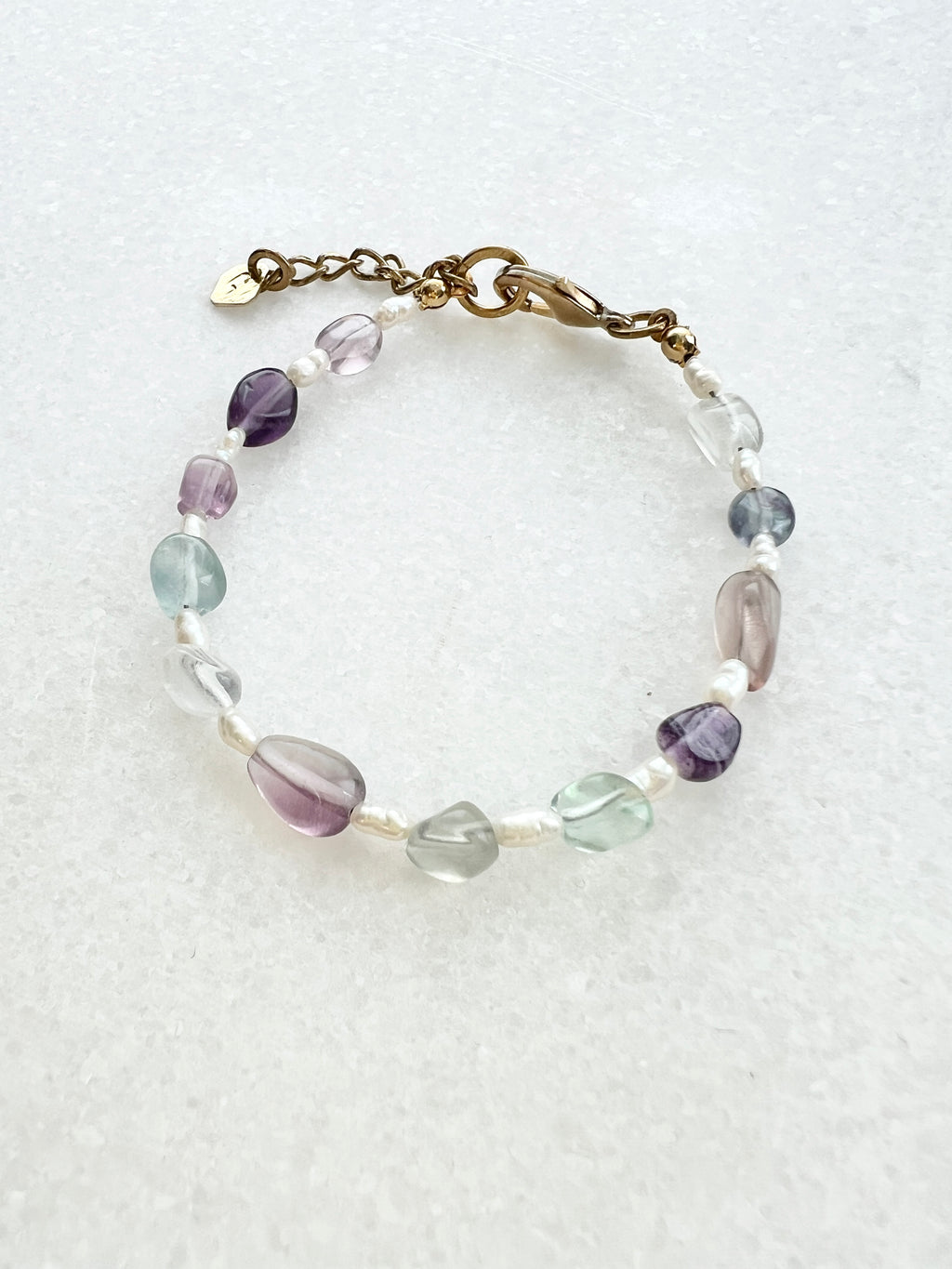 Fluorit und Süßwasserperlen Armband