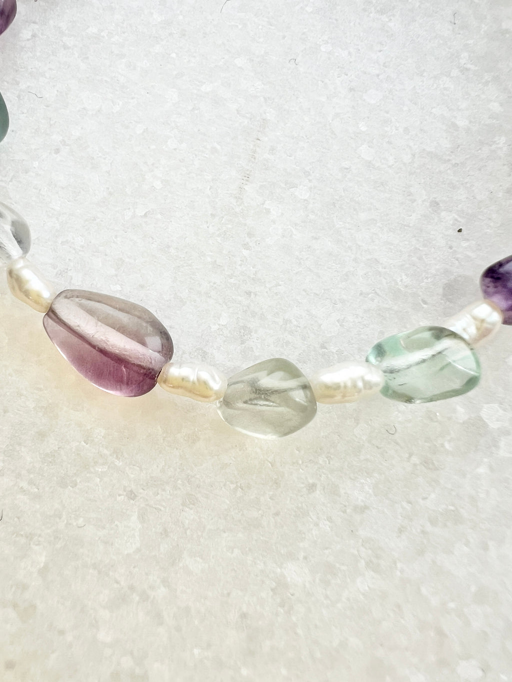 Fluorit und Süßwasserperlen Armband