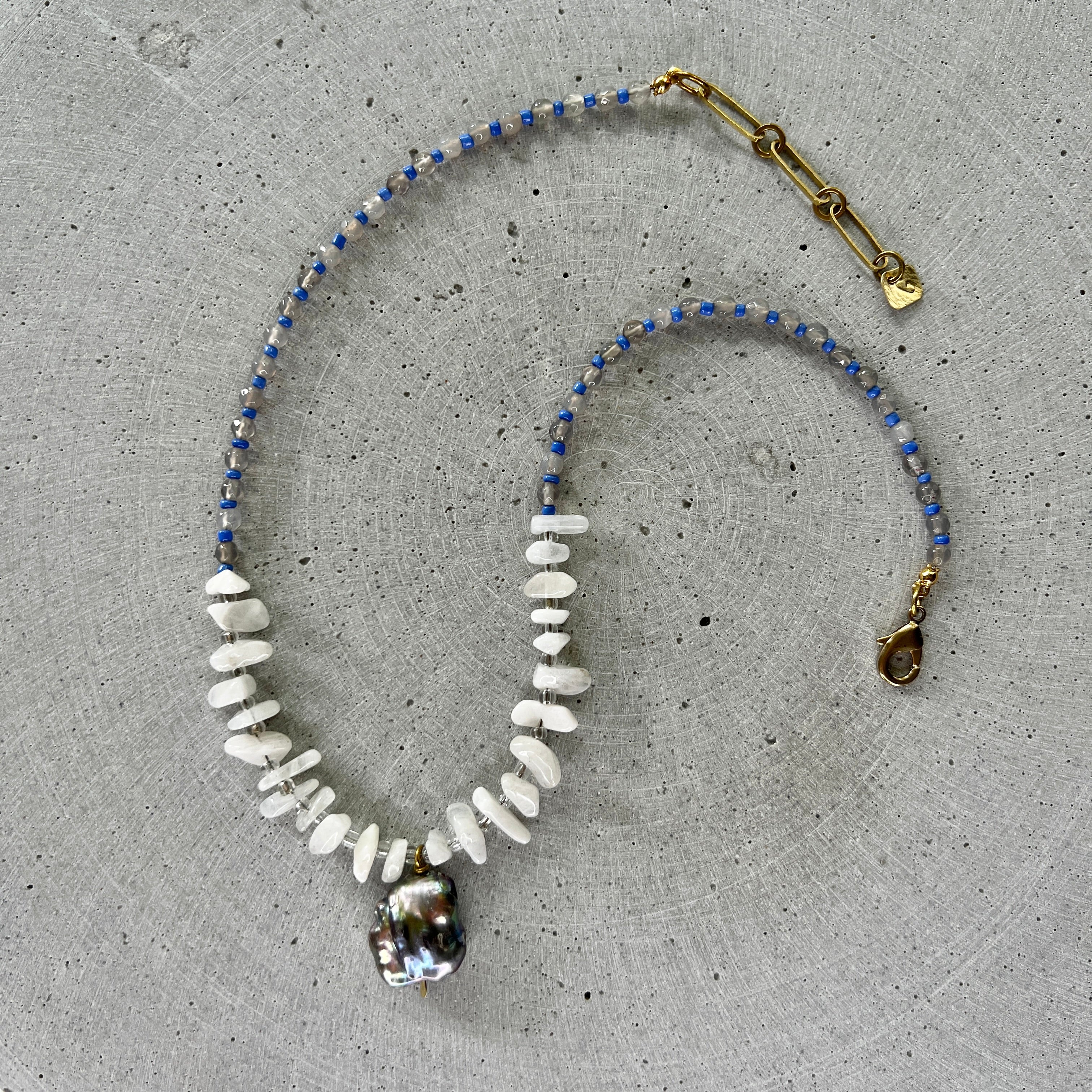 Keshi Perlen Kette mit Mondstein und Achat - Halskette - Gudbling
