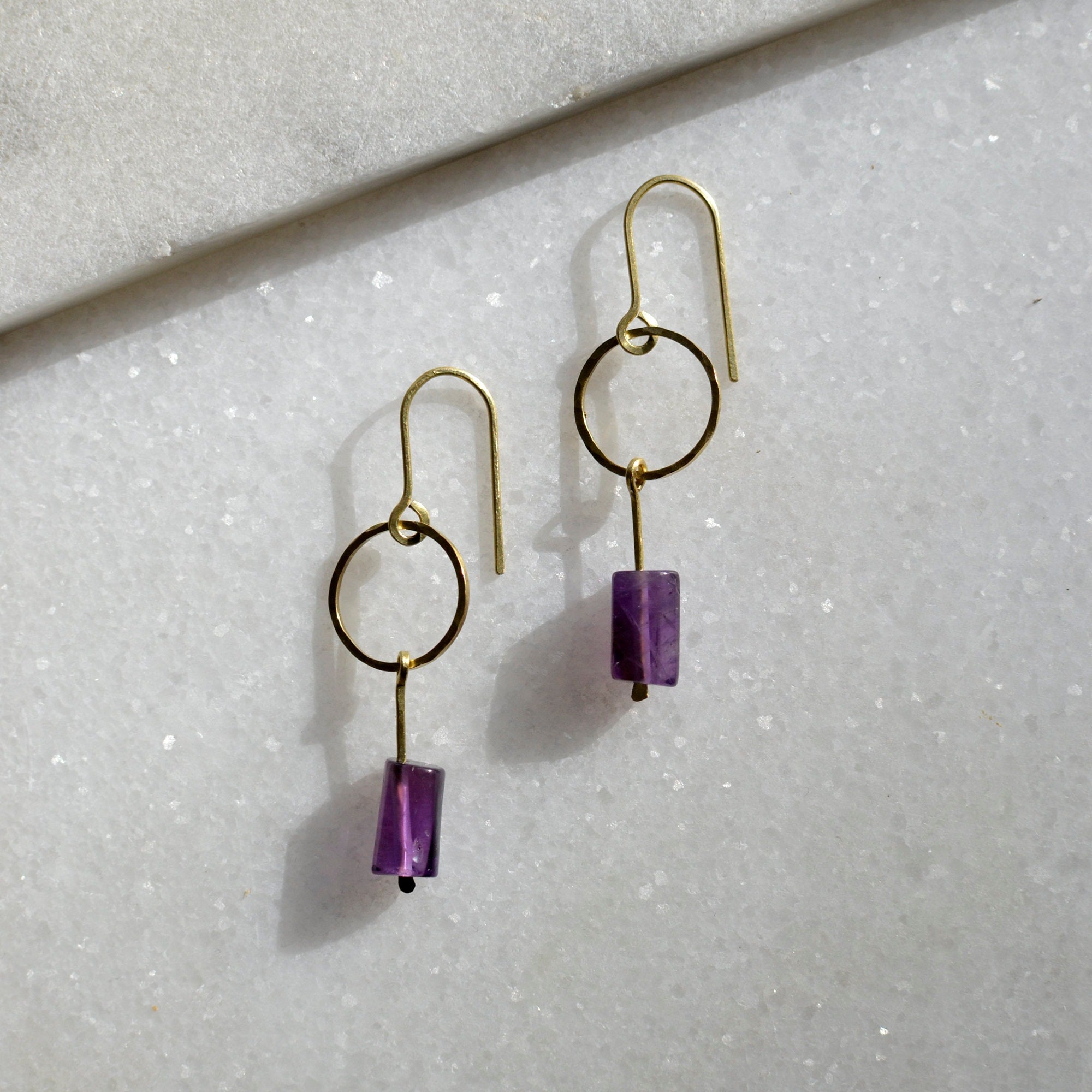 Kreis Ohrhänger mit Amethyst - Ohrring - Gudbling