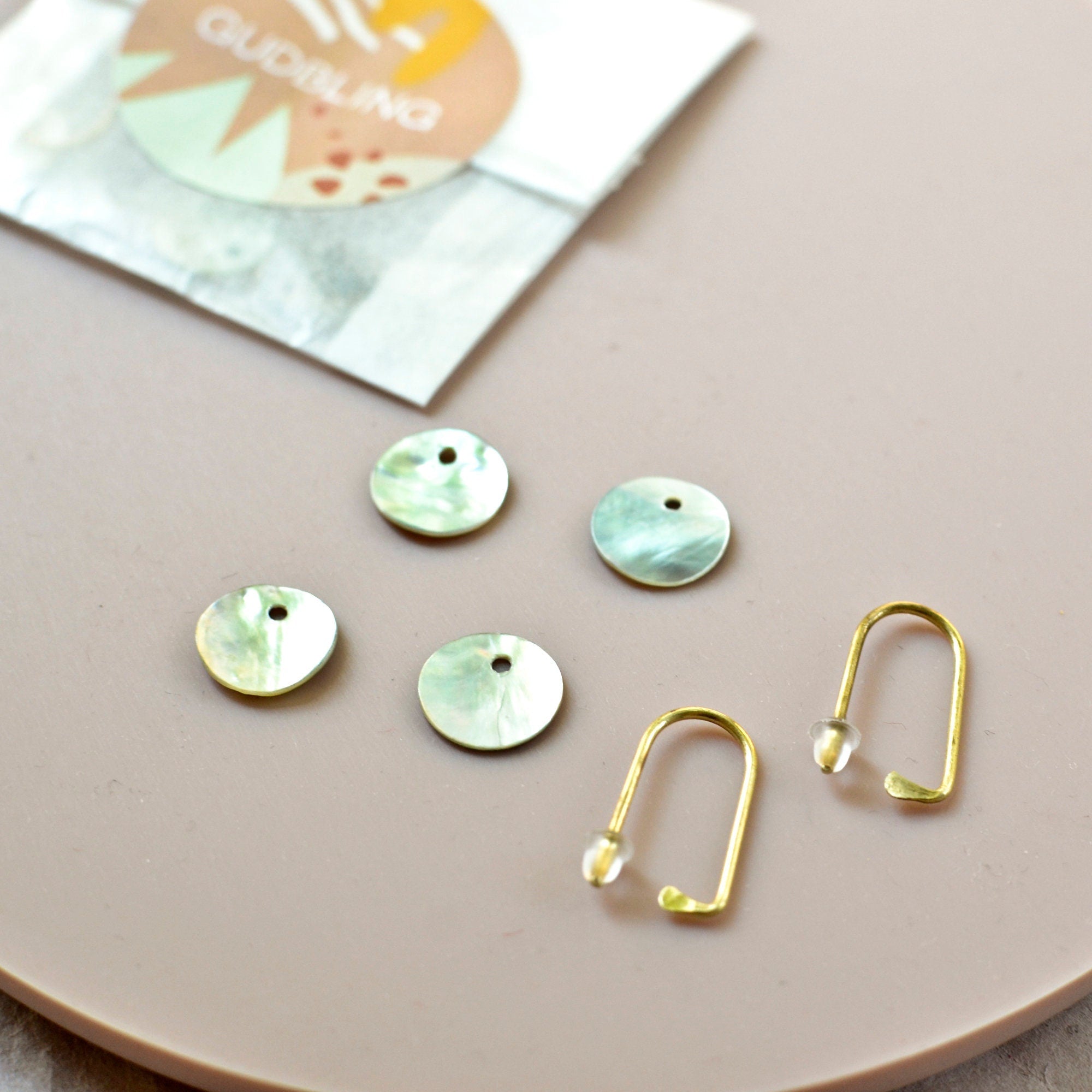 Minimalistische Perlmutt Ohrhänger - Ohrring - Gudbling