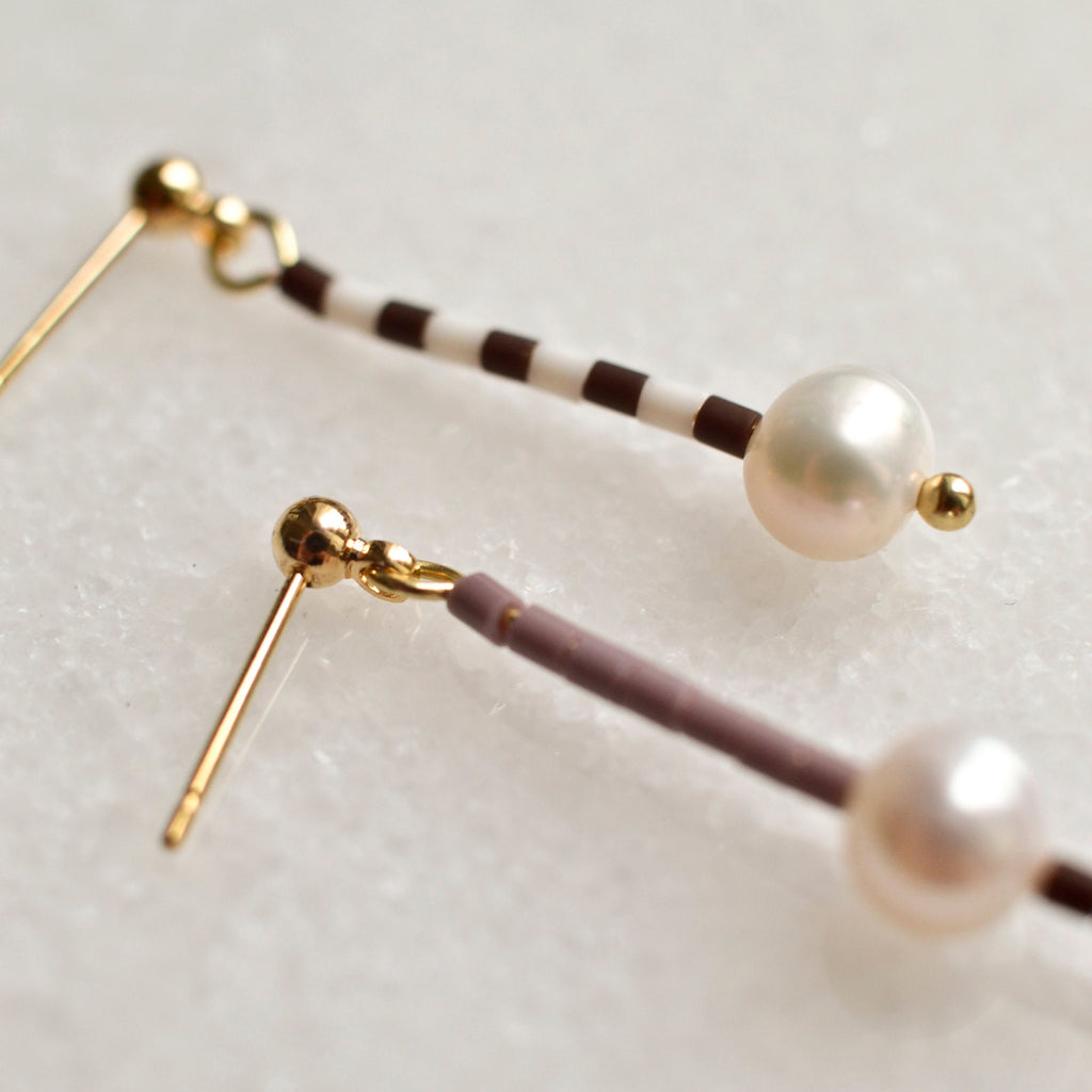 Mix and Match Gestreifte Hängeohrringe - Schmuck - Gudbling