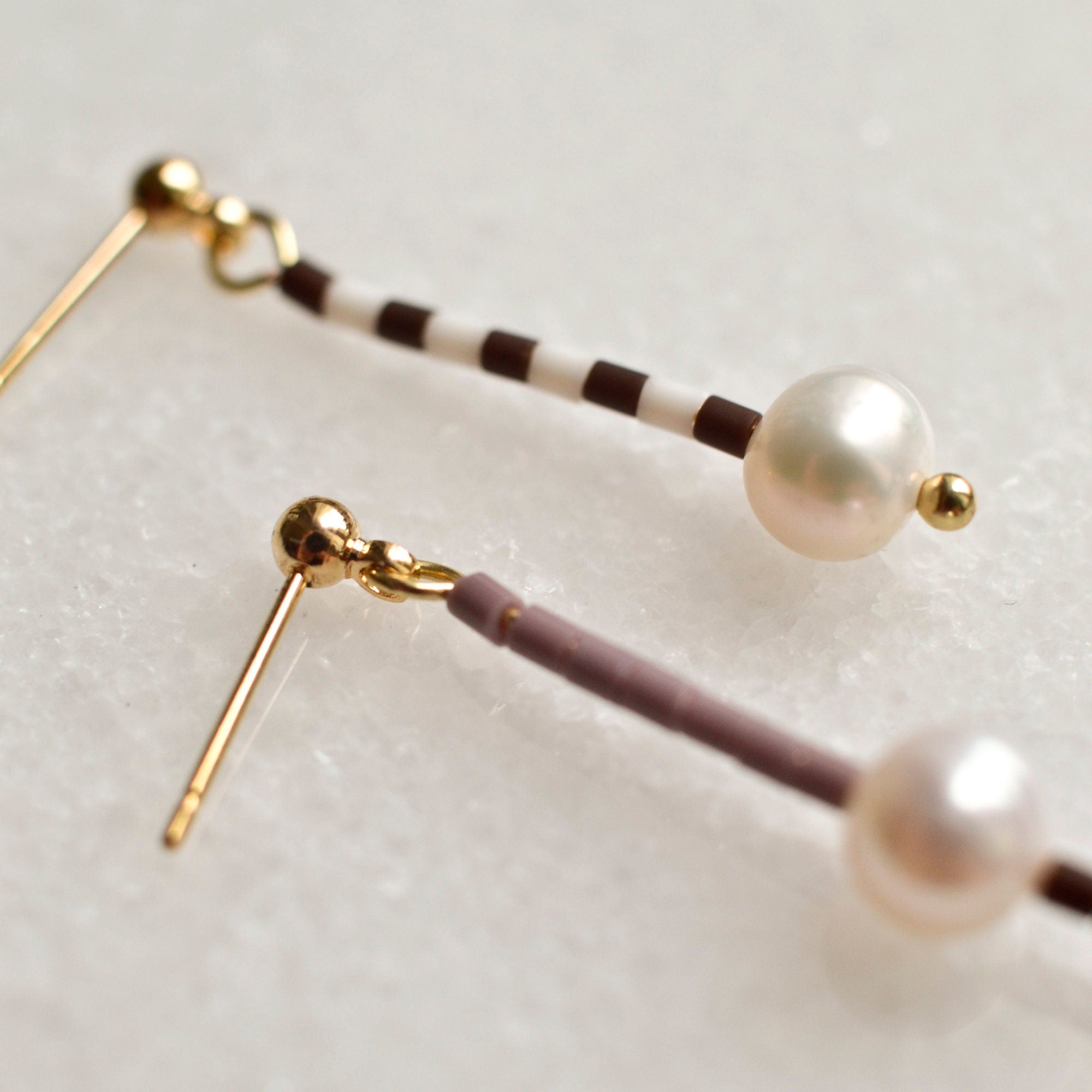 Mix and Match Gestreifte Hängeohrringe - Schmuck - Gudbling