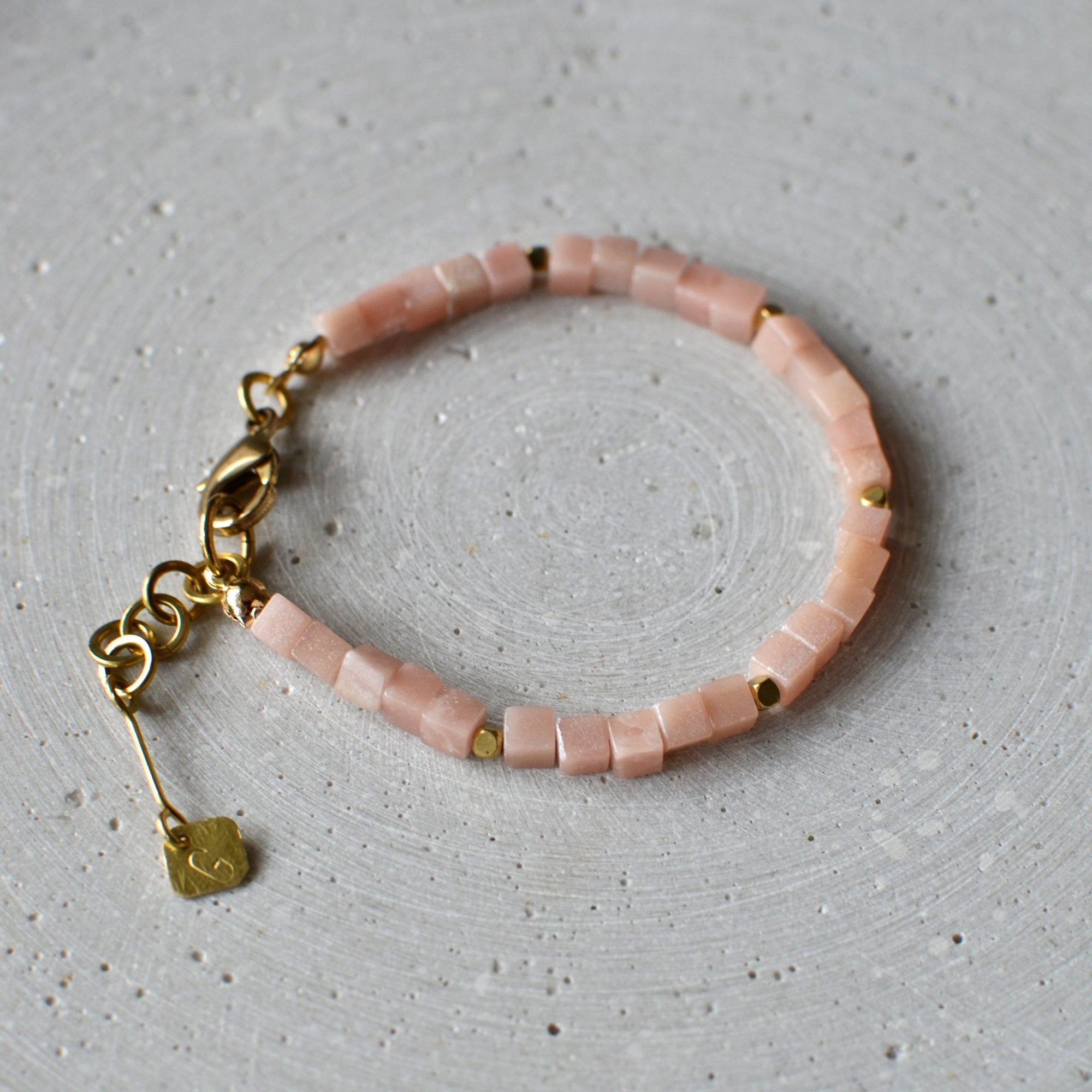 Pink Opal Würfel Armband - Schmuck - Gudbling
