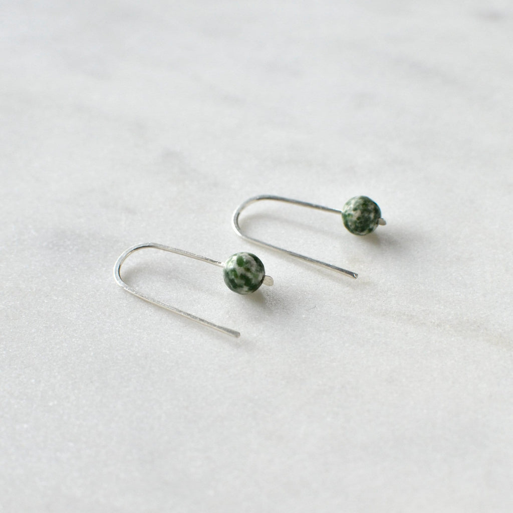 Grün Gefleckter Jaspis Ohrbögen - Schmuck - Gudbling