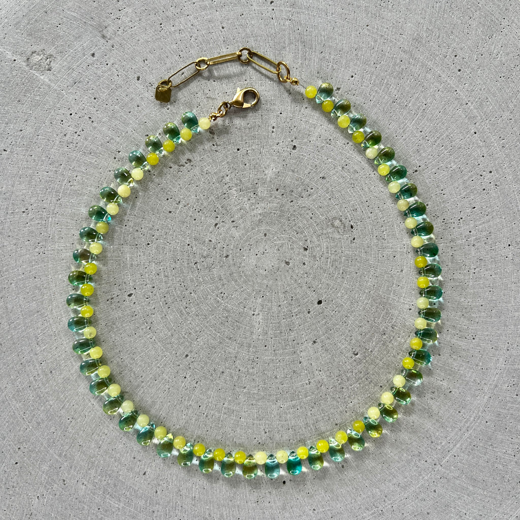 Zitronen Jade und Glastropfen Halskette - Halskette - Gudbling