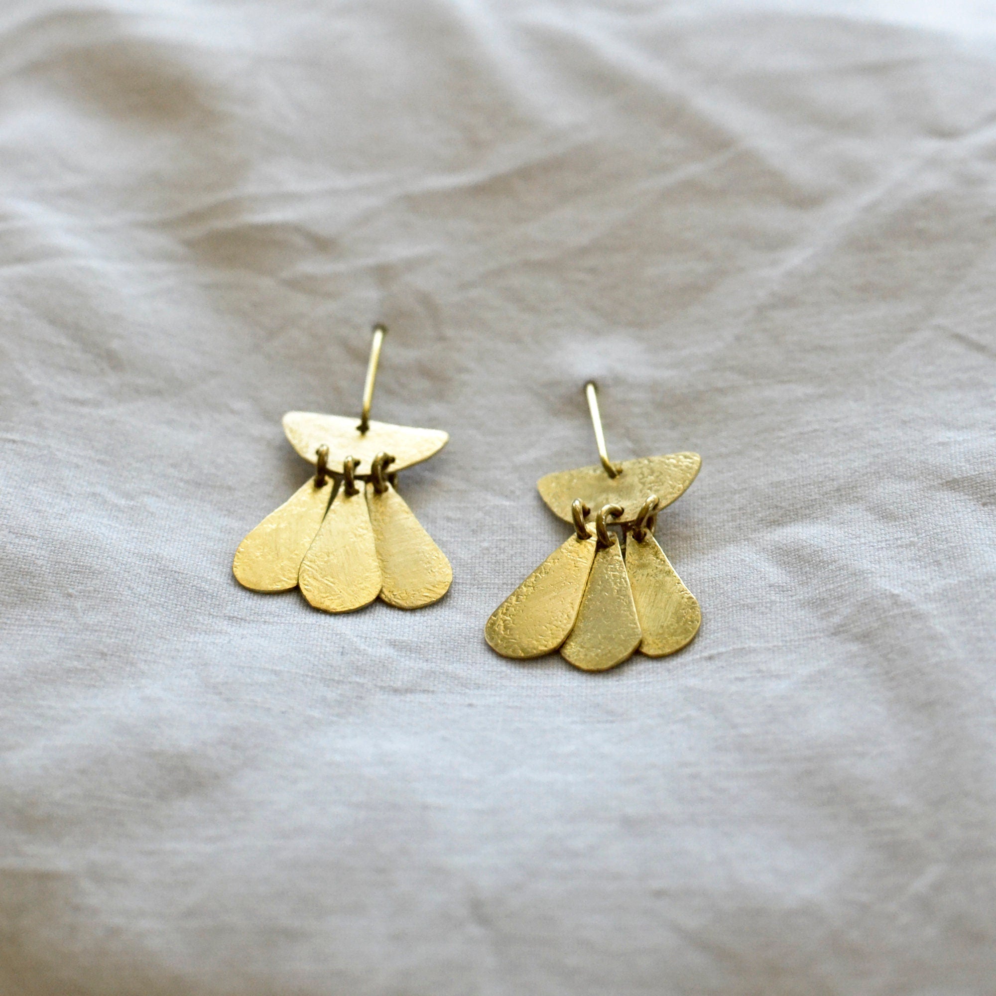 Drei Blätter Chandelier Ohrringe - Ohrring - Gudbling