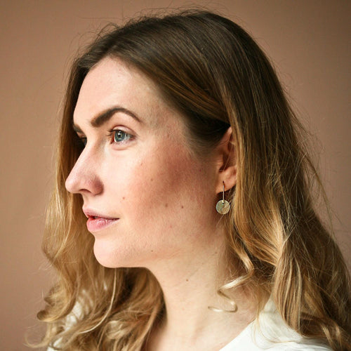 Minimalistische Perlmutt Ohrhänger - Ohrring - Gudbling