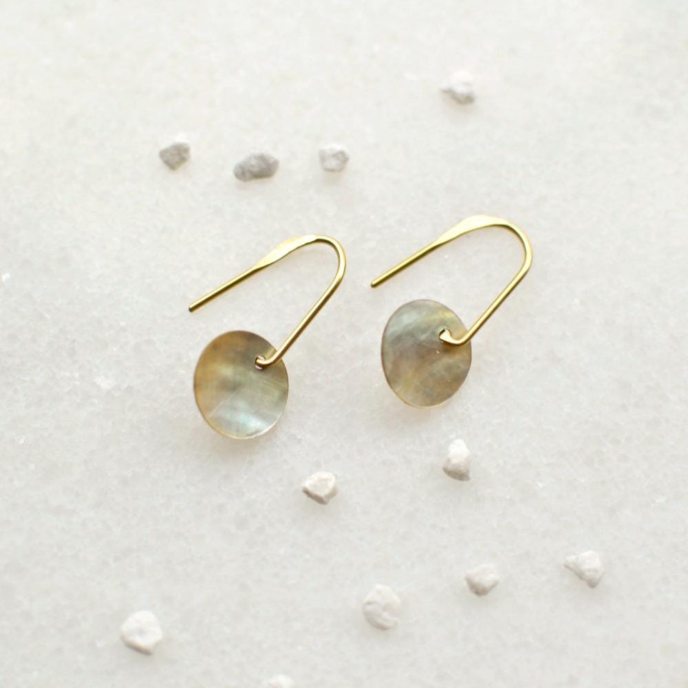 Minimalistische Perlmutt Ohrhänger - Ohrring - Gudbling